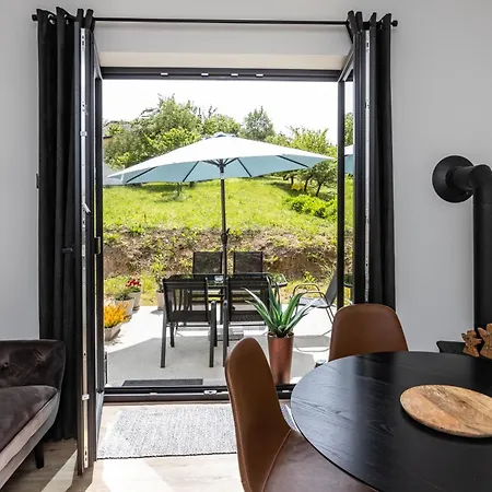 Private Stylish With Free Parking 24-7 Self Check-in Zvolen