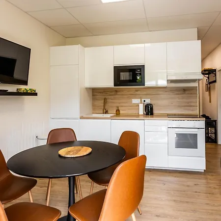 Apartmán Private Stylish With Free Parking 24-7 Self Check-in Zvolen