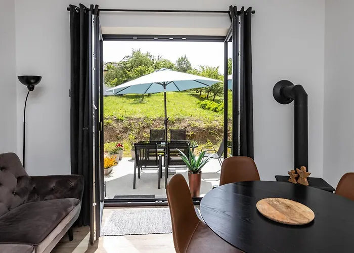 Private Stylish With Free Parking 24-7 Self Check-in Zvolen