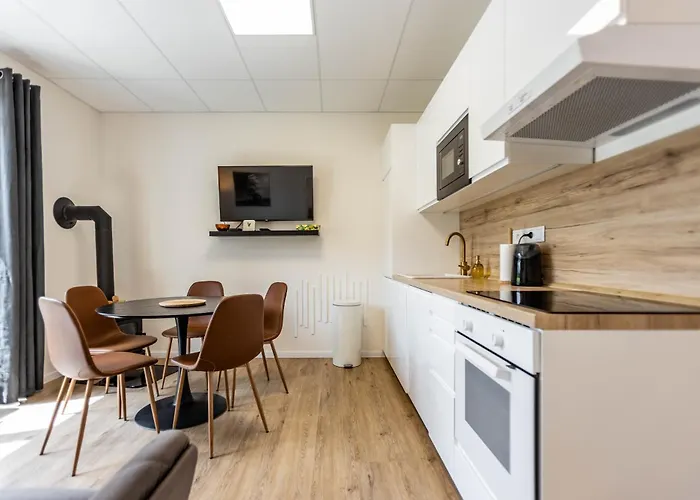 Daire Private Stylish With Free Parking 24-7 Self Check-in *